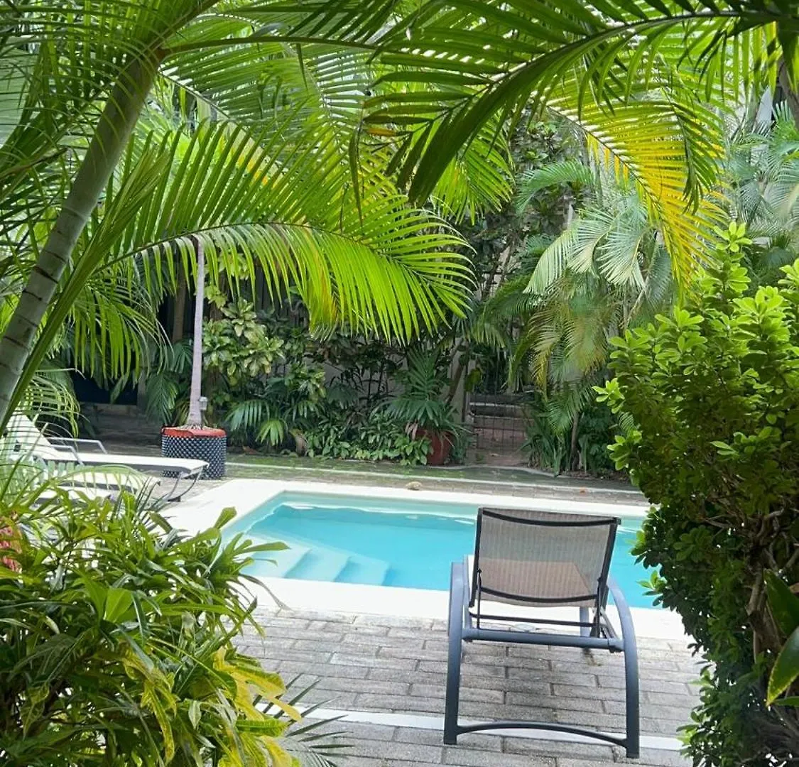 8 Min Away 2 The Sea - Peace Sanctuary Apartment Playa del Carmen